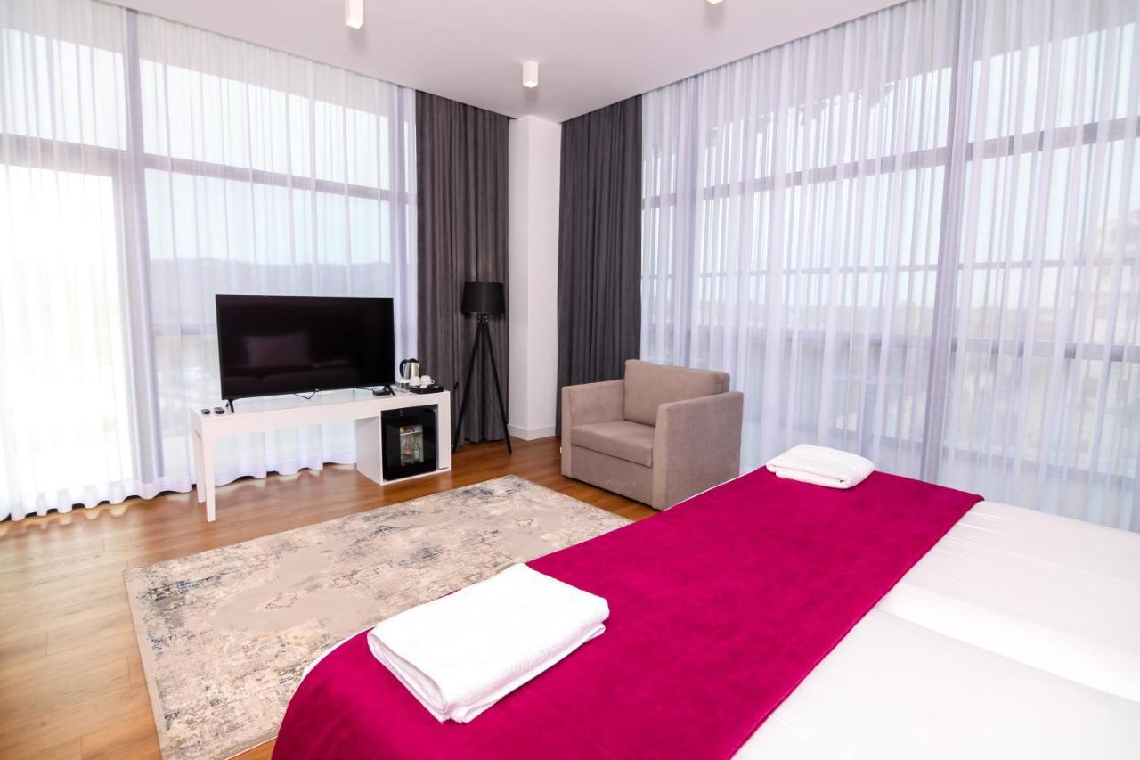 N Hotel By Noshi Rinas Bagian luar foto