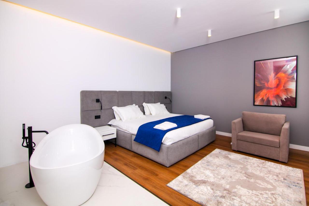 N Hotel By Noshi Rinas Bagian luar foto