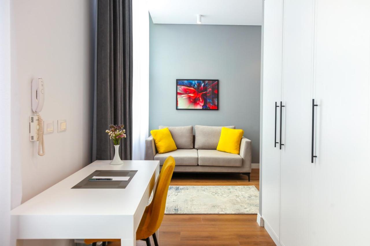 N Hotel By Noshi Rinas Bagian luar foto