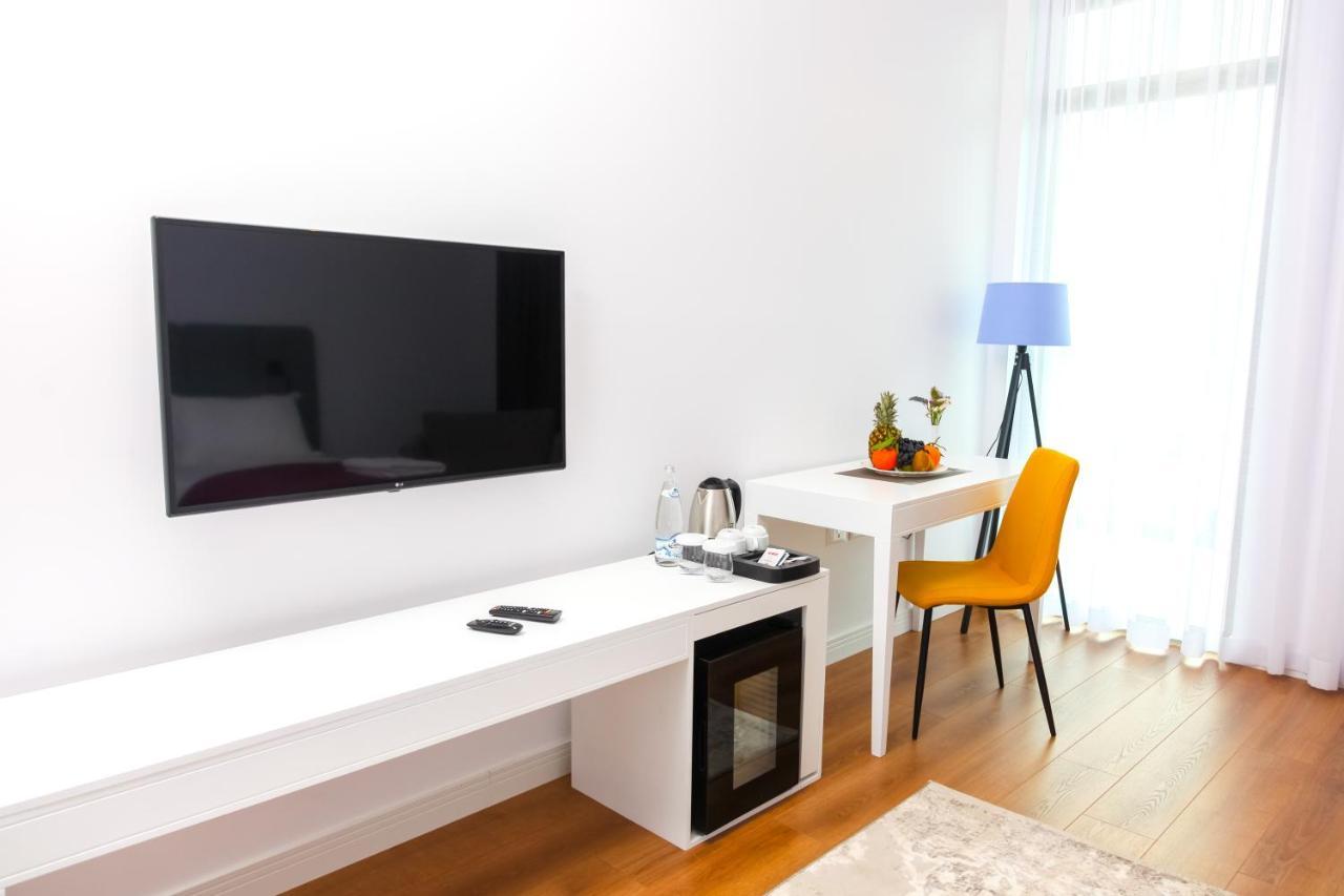 N Hotel By Noshi Rinas Bagian luar foto