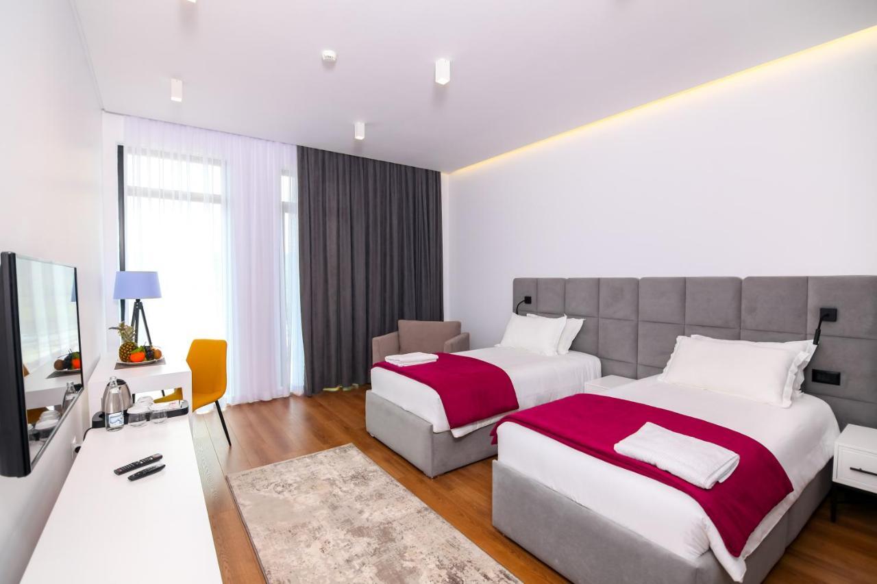 N Hotel By Noshi Rinas Bagian luar foto