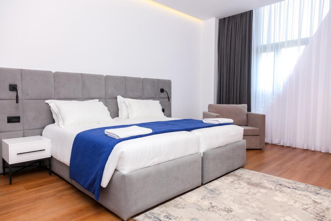 N Hotel By Noshi Rinas Bagian luar foto