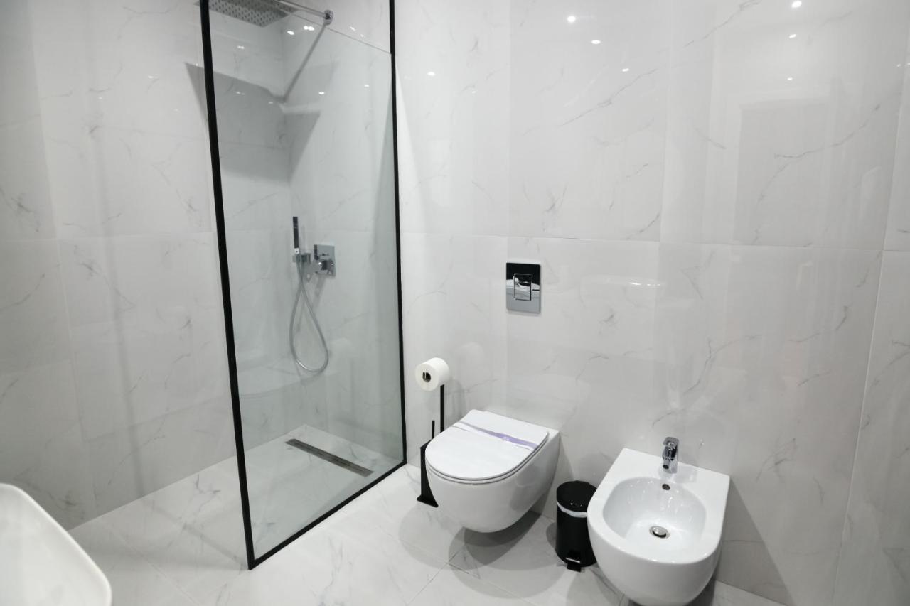 N Hotel By Noshi Rinas Bagian luar foto